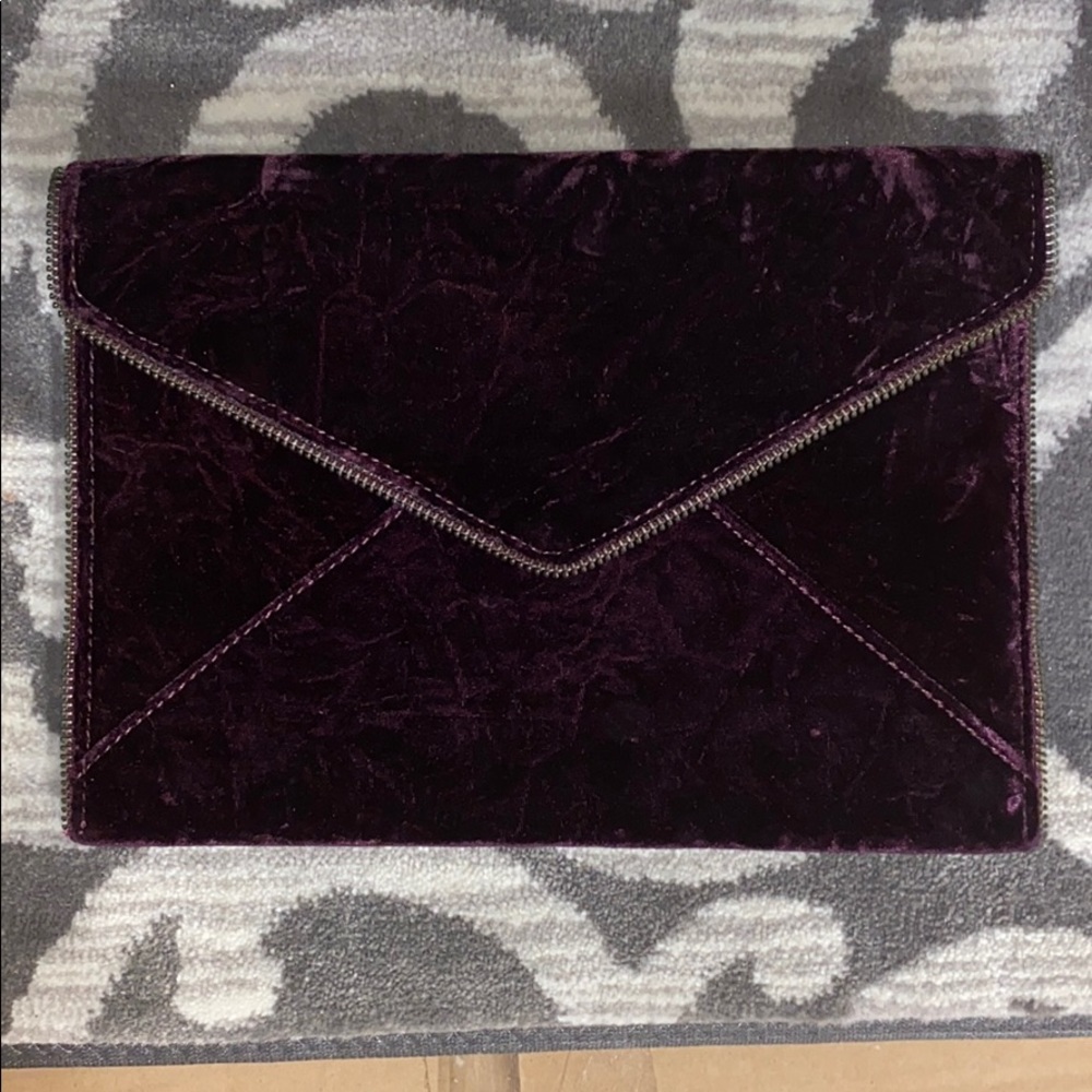 Rebecca Minkoff Envelop Crushed Violet bag.